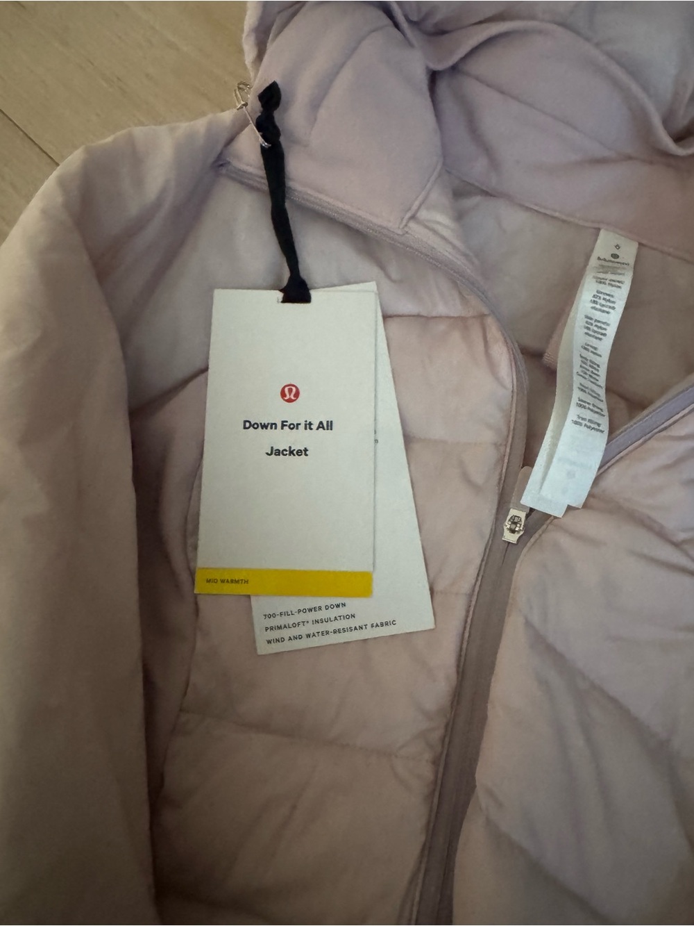 Lululemon NWT Mid warmth Light Pink Hooded Puffer Jacket - Picture 3 of 3